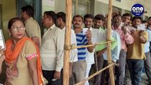 Congress Candidate ALka Lamba slaps AAP worker at polling boot | AAP | Oneidia kannada