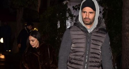 Fenerbahçe'nin kadro dışı bıraktığı Alper Potuk çapkınlık yaparken yakalandı!
