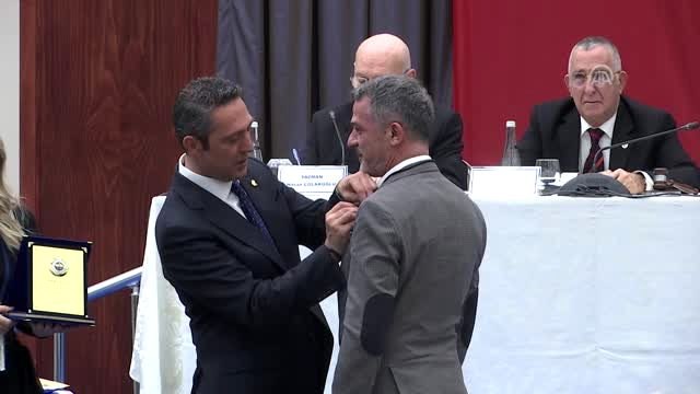 Fenerbahçe Kulübü Yüksek Divan Kurulu Toplantısı - Kulüp Başkanı Ali Koç (1)