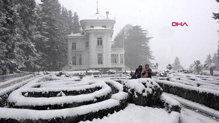 Trabzon'da kar yağışı 3 sene sonra etkili oldu