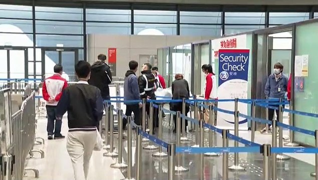 El crucero ‘World Dream’ de Hong Kong continúa en cuarentena por coronavirus con 3.600 personas a bordo