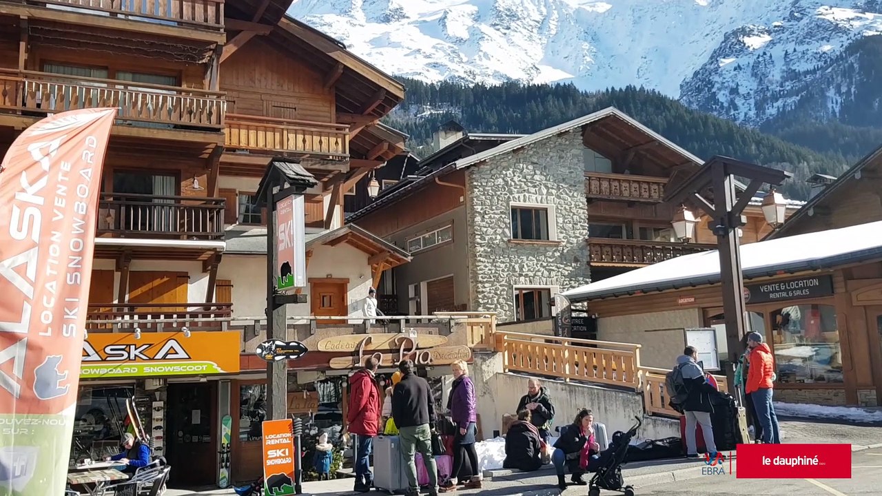 Marie Charlotte Pasquier directrice des services aux Contamines Montjoie  répond aux touristes inquiets par les cas de Coronavirus