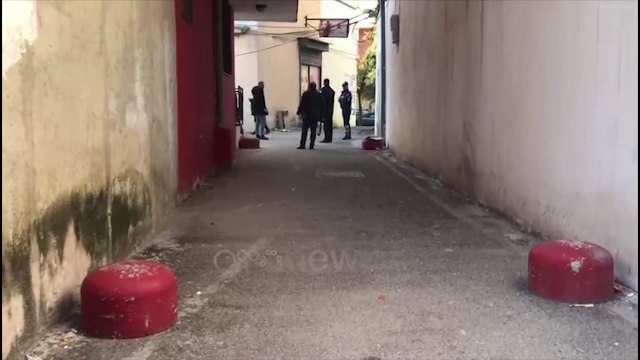 Ora News - Durrës, grabitet pika e dhënies së kredisë