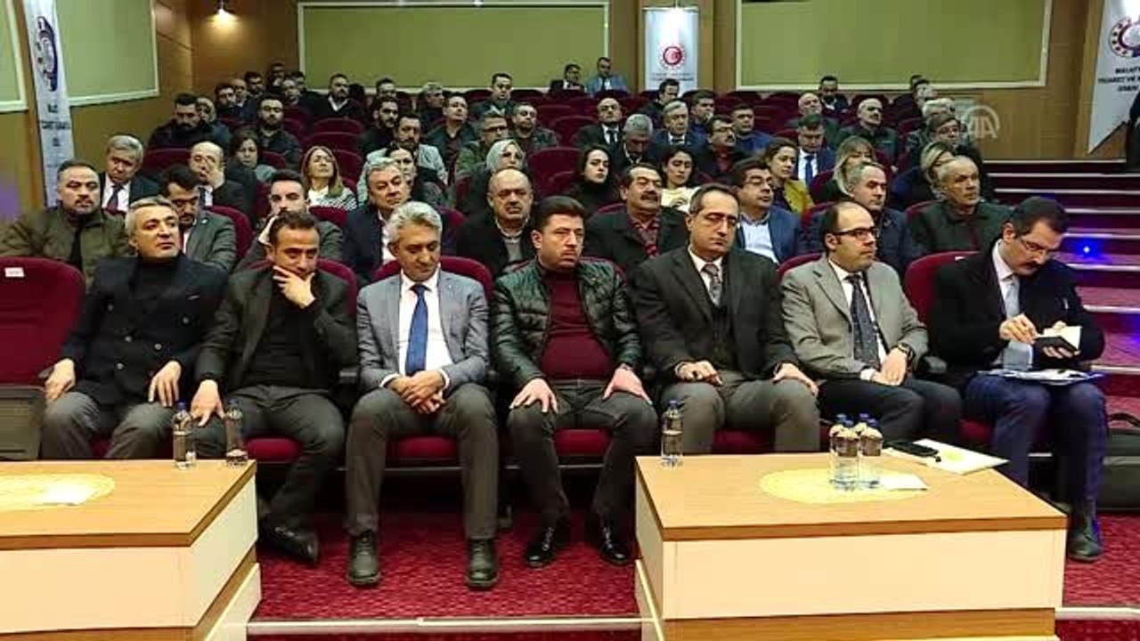 Ticaret Bakanı Pekcan, Malatya Ticaret ve Sanayi Odası üyeleriyle bir araya geldi