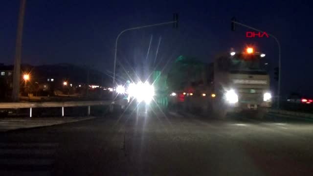 Gaziantep suriye'ye obüs ve tank sevkiyatı