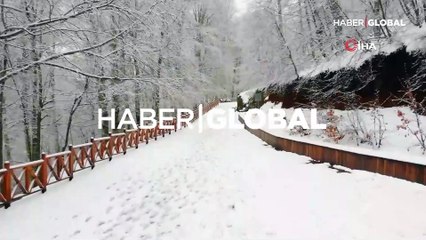 Şelale güzelliğine kar makyajı