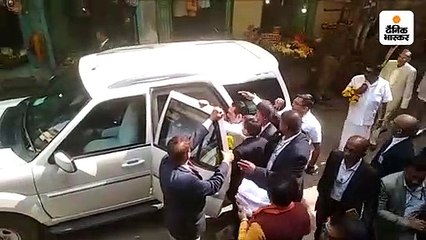 श्रीलंका के प्रधानमंत्री महेंद्रा राजपक्षे पहली बार काशी आए