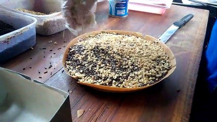 Martabak Han's Cirebon. Martabak Coklat Kacang Keju.