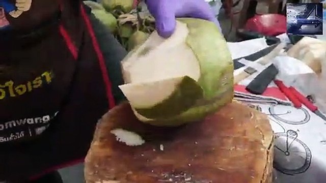 Amazing Coconut Cutting Skills - thai street food - Street food in depth and not boring ...