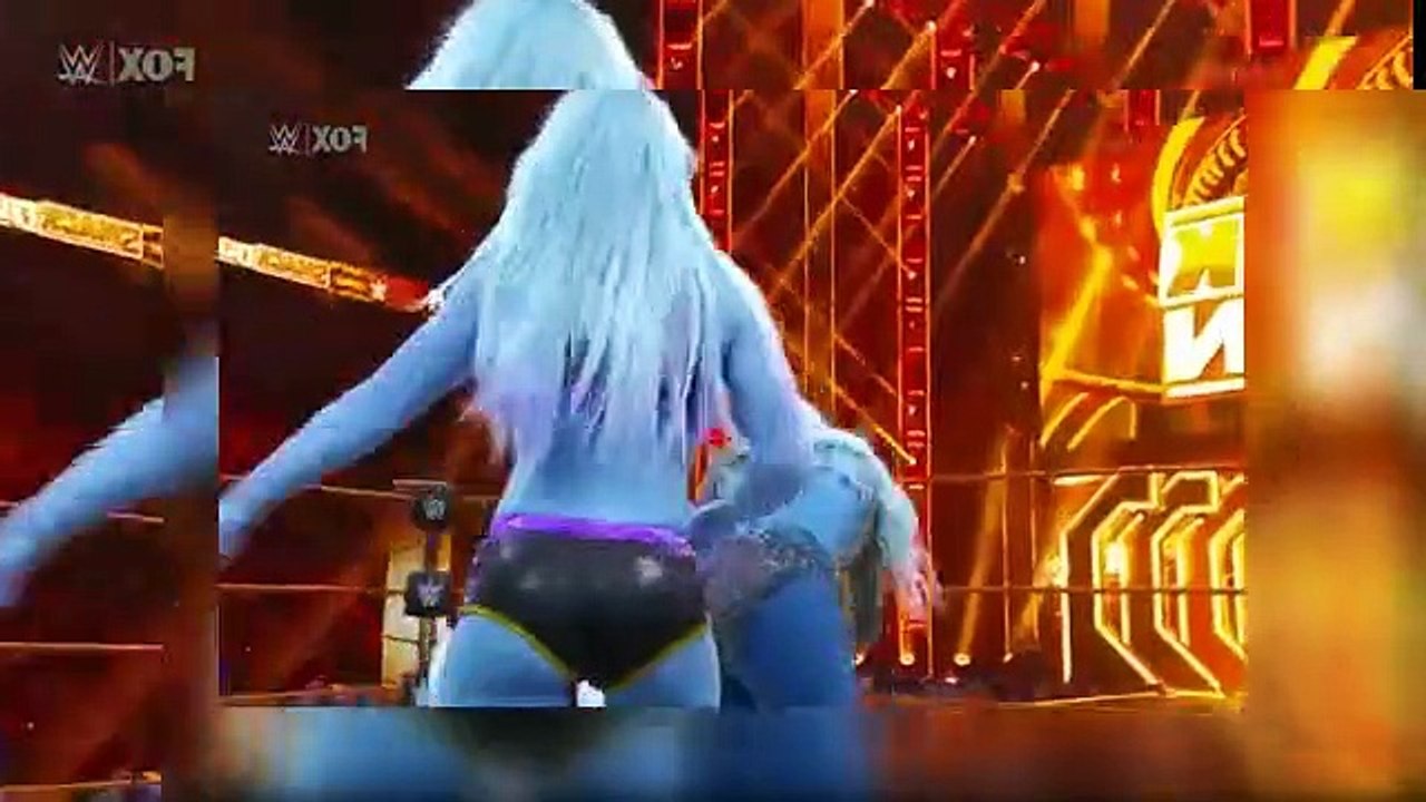 Alexa Bliss vs. Naomi - alexa bliss & naomi contract signing