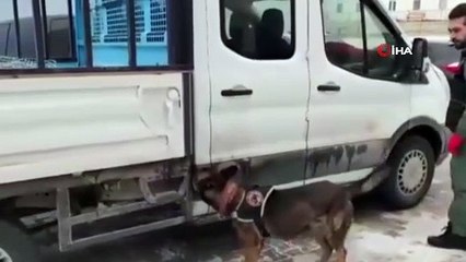 Şüphe üzerine durdurulan kamyonette 54 kilogram eroin bulundu