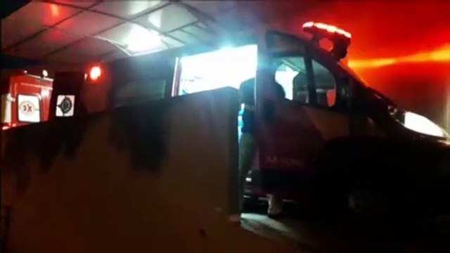 Homem sofre corte na perna ao cair sobre peça sanitária quebrada no Floresta