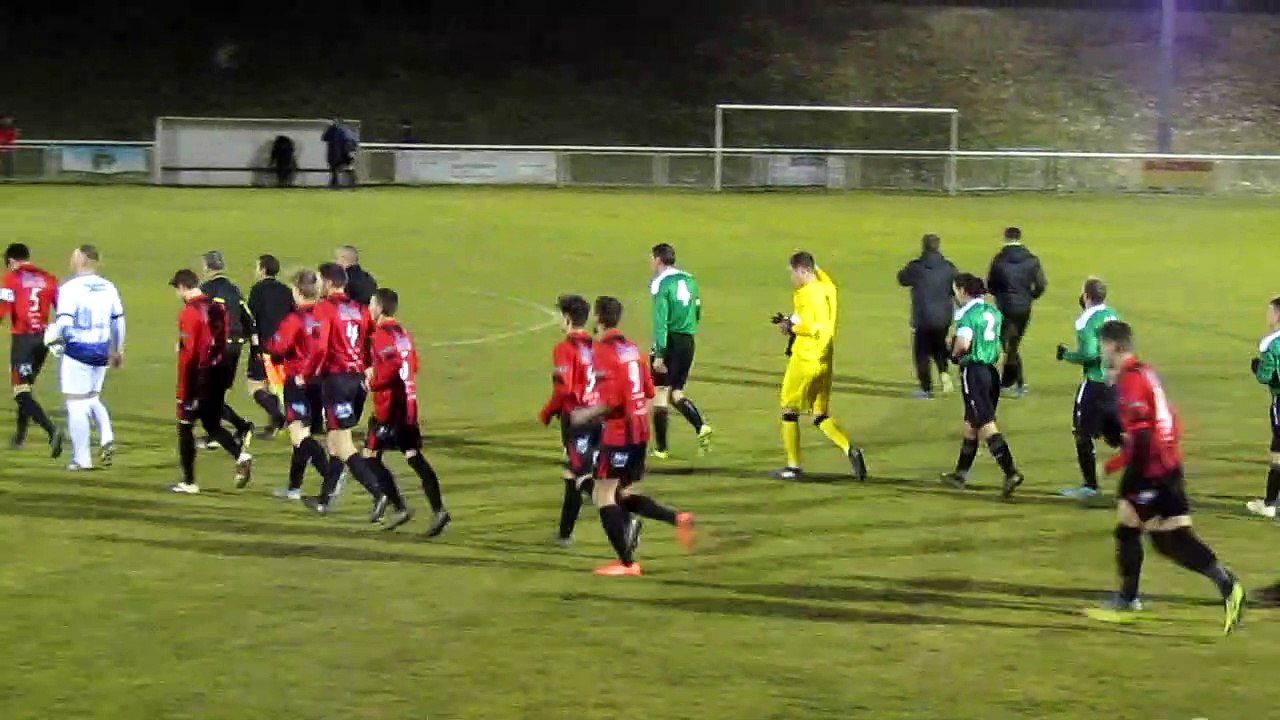 1/16ème Coupe du Cantal :  Us MURAT - Entente Nord Lozère Entrée des joueurs...