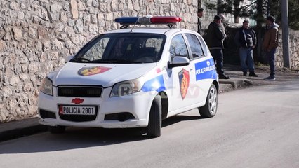 Korçë- E përplas makina kur po kalonte rrugën, këmbësorja në gjendje të rëndë! Shoqërohet shoferi