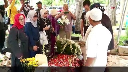 Suasana Haru di Pemakaman Istri Alharhum Chrisye, Yanti Damayanti Noor