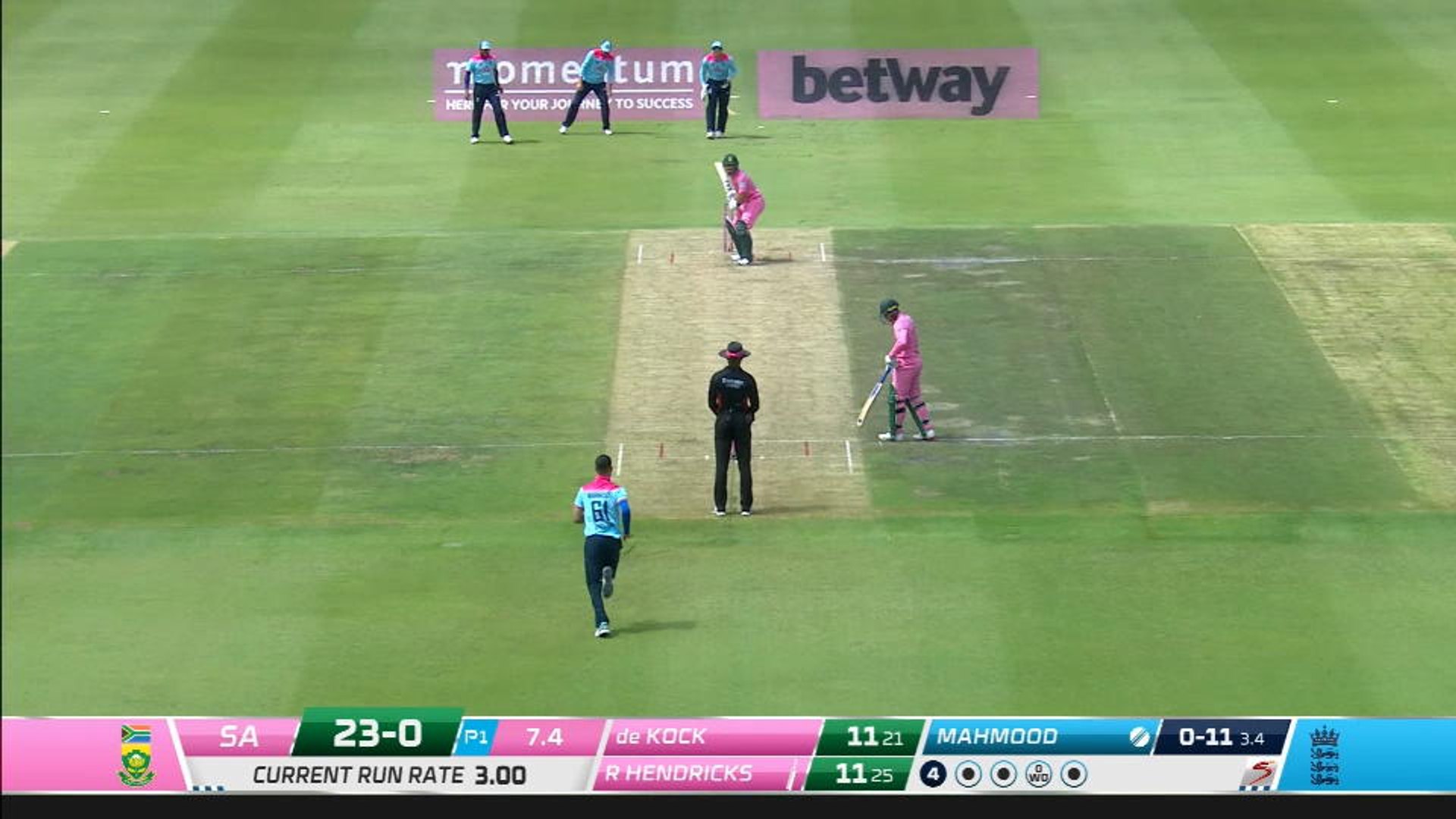 Saqib Mahmood Marks Odi Debut With Superb Wicket Video Dailymotion