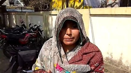 मृत कार चालक की पत्नी ने पुलिस पर लगाया आरोपियों को बचानें का आरोप
