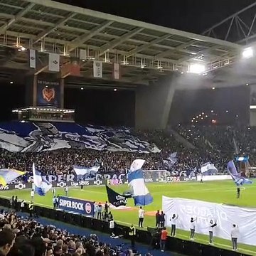 Tifo Super Dragoes Porto - Benfica 08.02.2020 Championnat du Portugal
