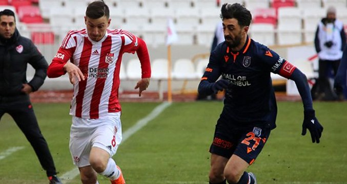 Demir Grup Sivasspor, Medipol Başakşehir ile 1-1 berabere kaldı