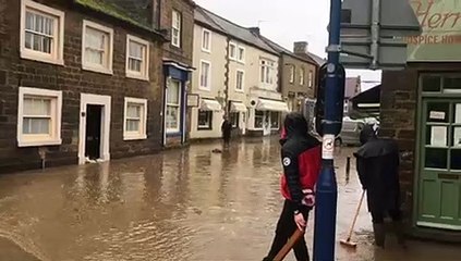Dramatic scenes as Masham floods  - video credit: Daniel Bartosik.
