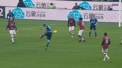 Inter Milan : La volée magistrale de Brozovic !