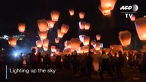 Lanterns light up sky in Taiwan on last day of Lunar New Year