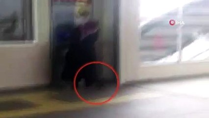 Karga yükleme yapan kadının parasını böyle kaptı