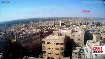 Esad rejimi ve Rusya'ya ait uçaklar sivilleri vurdu