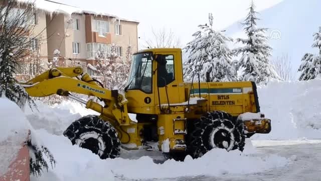 Doğu'daki 4 ilde 1044 yerleşim birimine ulaşım sağlanamıyor - BİTLİS / HAKKARİ