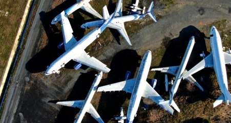İstanbul'da çürümeye terk edilen hayalet uçaklar havadan görüntülendi