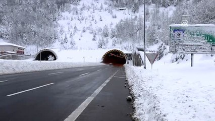 Bolu Dağı'nda kar etkisini kaybetti
