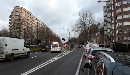 Tempête Ciara: un feu rouge menace de tomber près du tunnel Montgomery à Bruxelles