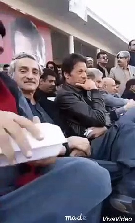 Shaikh rasheed funny movement with imran khan.