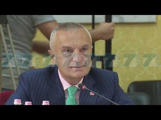 VENECIA ZBARKON NE TIRANE PER «ANTISHPIFJEN» E «KUSHTETUESEN» - News, Lajme - Kanali 7