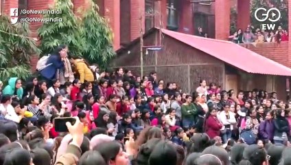 गार्गी कॉलेज की छात्राओं का आरोप- शराब पीकर अज्ञात लोगों ने फैलाई कैंपस में उपद्रव