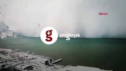 Artvin’de kar fırtınası deniz üzerinden böyle geldi