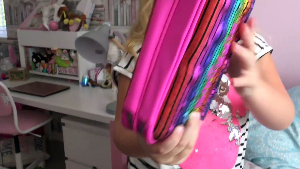 De Volta a Escola com Sophia, Isabella e Alice