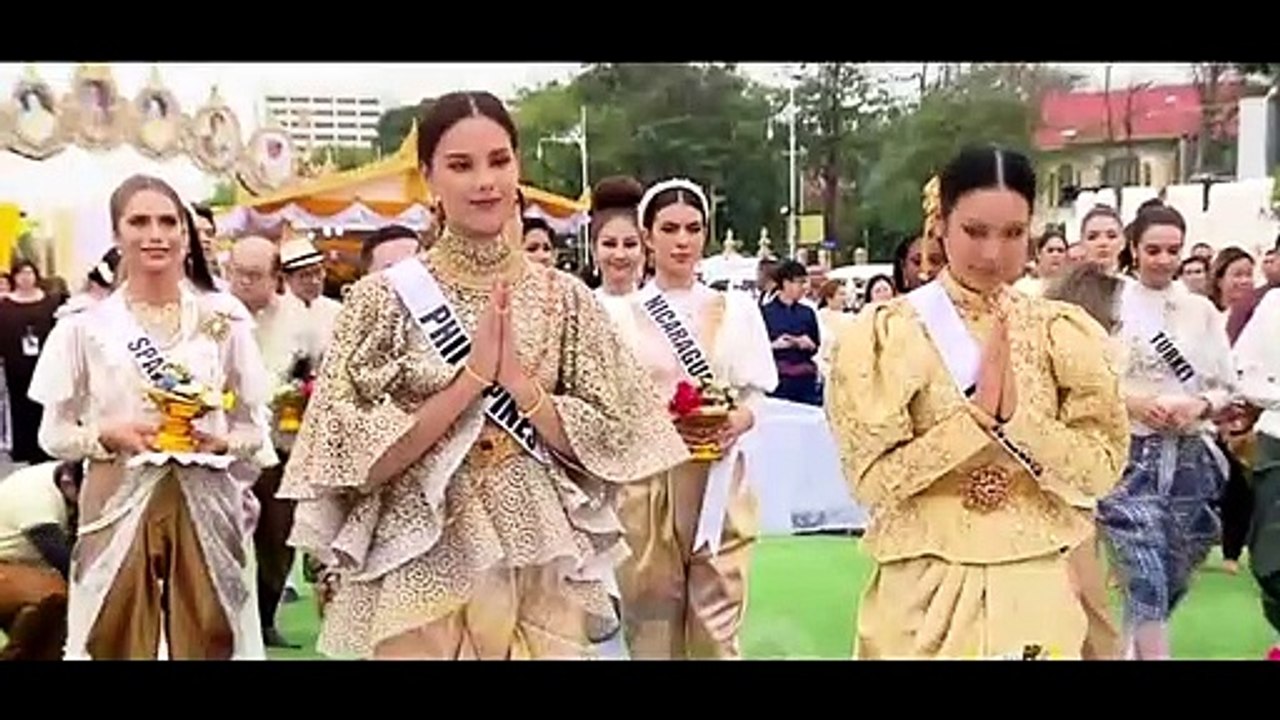 Looking like Royals PHILIPPINES THAILAND Royal Winter Festival Costumes
