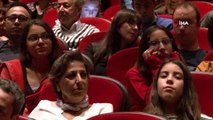 Beşiktaş'ta sergilenen tiyatronun geliri Mehmetçik Vakfı'na bağışlanacak