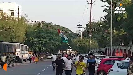 एकता दाैड़ में इंदाैरियाें के साथ दाैड़े विधायक-सांसद