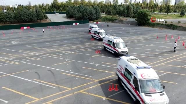 İstanbul'un ambulans sürücülerinin zorlu eğitimi