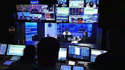 Reconduite à la frontière : "Les retours forcés sont difficiles à exécuter et coûtent très cher"