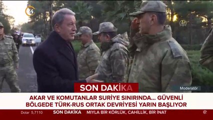 Akar ve komutanlar Suriye sınırında