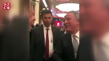 Bakan Akar’dan Metin Şentürk’e: Hiç bizi görmüyorsun