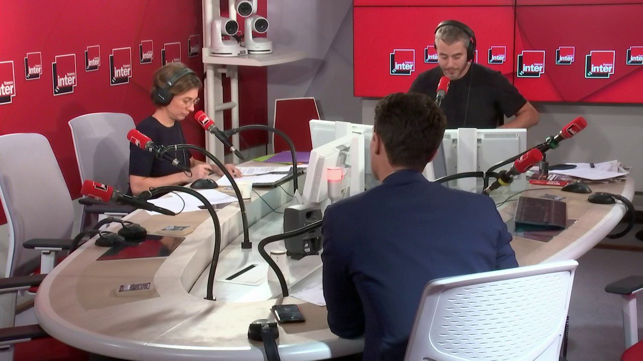 Aurélien Pradié, secrétaire général de LR : "Tous les lieux qui relèvent du service public doivent être neutres. (...) Mais nos compatriotes musulmans ont toute leur place dans la République."