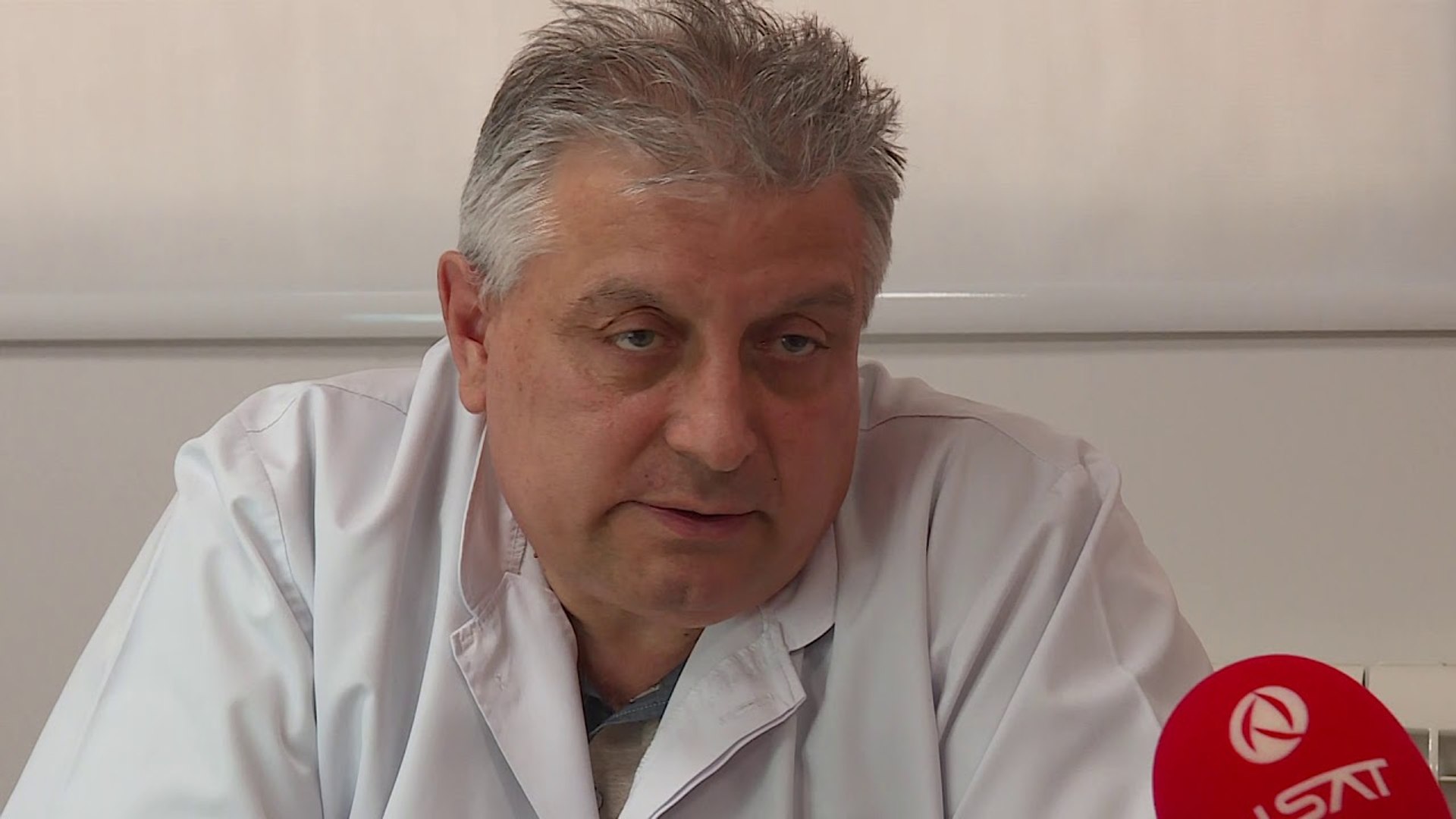 ⁣Заев повторно им ветува на лекарите плата до 100 илјади денари