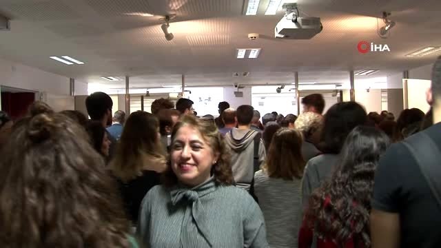 Modernlik Eşiği - Lignum resim sergisi, kapılarını sanatseverlere açtı