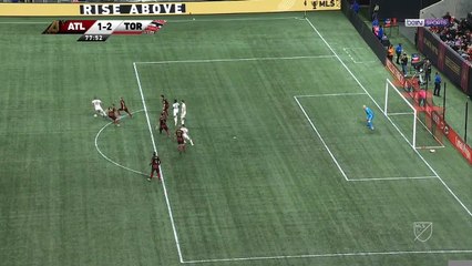 La frappe monstrueuse de DeLeon !