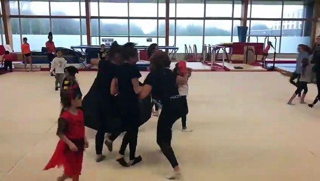 La danse des zombies et monstres légionnaires_Halloween_2019