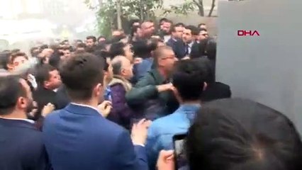 İstanbul'da cemaat yurdu yıkımında gerginlik